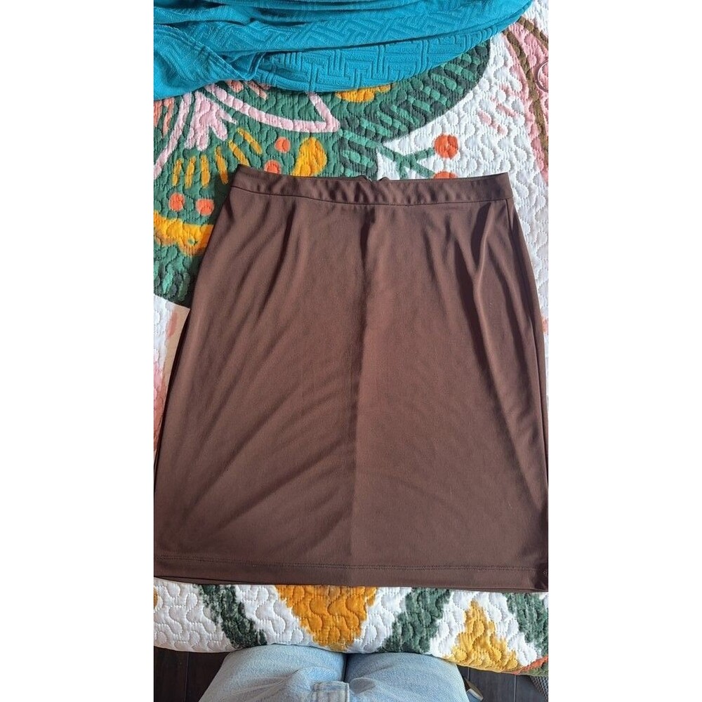 Vintage BCBG Paris Brown Pencil Skirt 90s Y2K Chic Quiet Luxury